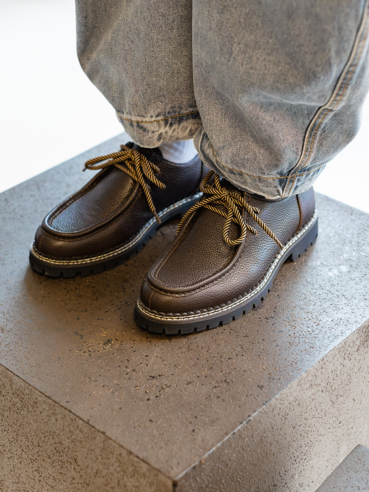 Slate Derby Brown Grain