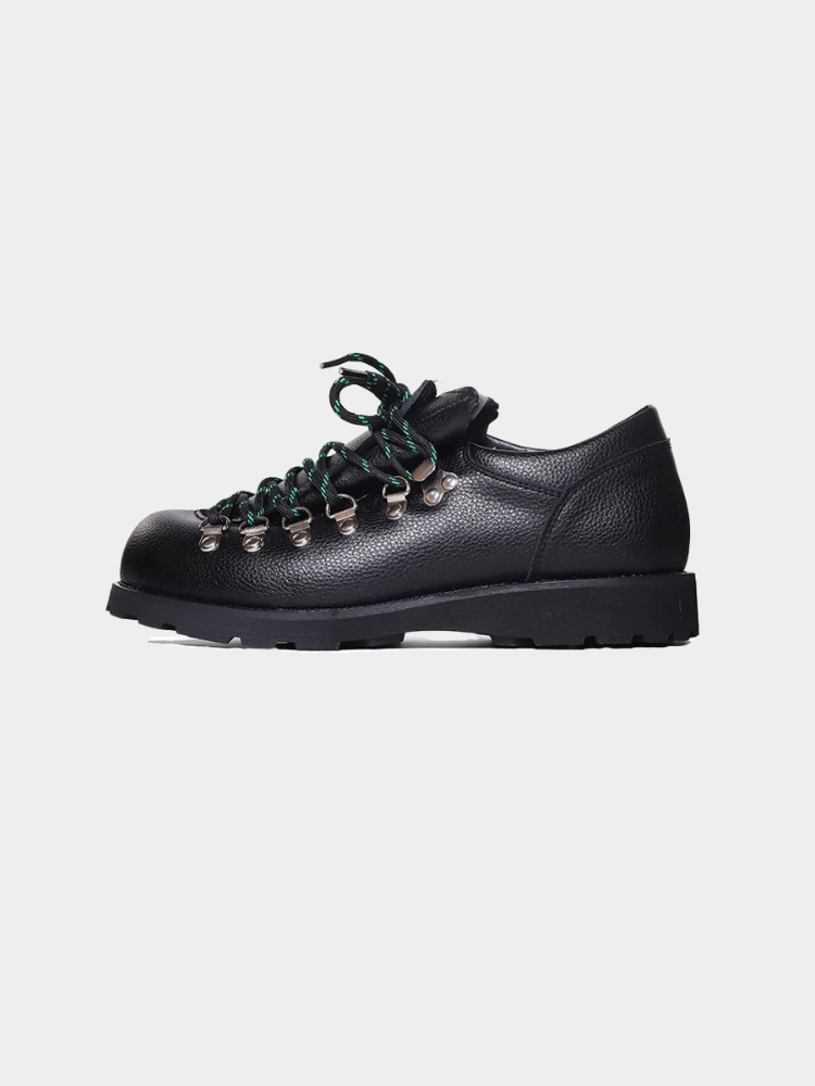 Summit Ridge Black