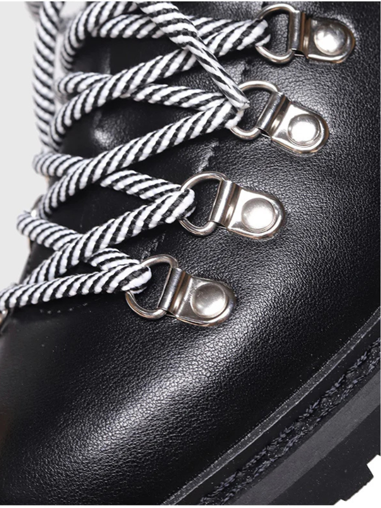 Black Mercer Society Summit Derby shoe in EU38/UK5.5/US6 style, showcasing sleek leather design and elegant stitching.