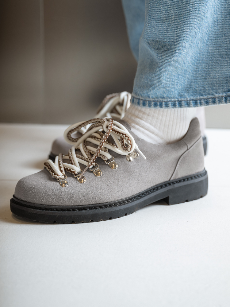 Mercer Society Summit Derby in grey leather, EU40/UK6.5/US7, showing stylish men's dress shoes with sleek design.